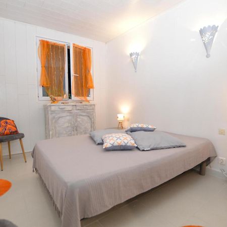 Cozy Apartment In Propriano With Kitchen מראה חיצוני תמונה